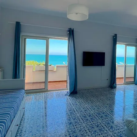 La Perla Bianca - Near Train Station And Beaches With Amazing Sunsets Apartment