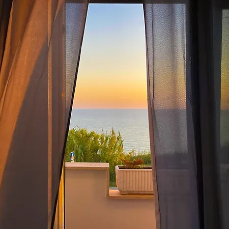 La Perla Bianca - Near Train Station And Beaches With Amazing Sunsets Anzio