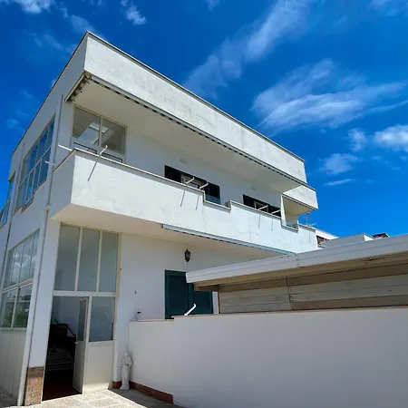 La Perla Bianca - Near Train Station And Beaches With Amazing Sunsets Apartment Anzio