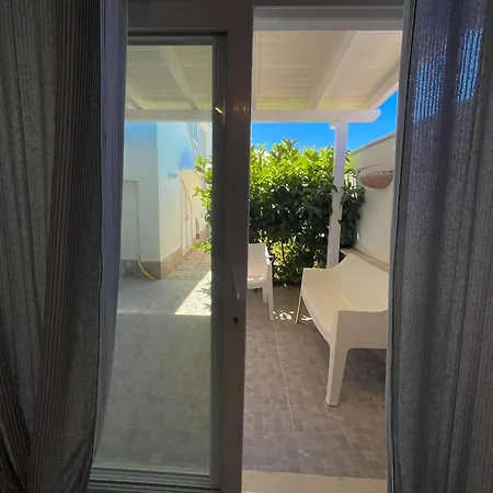 La Perla Bianca - Near Train Station And Beaches With Amazing Sunsets