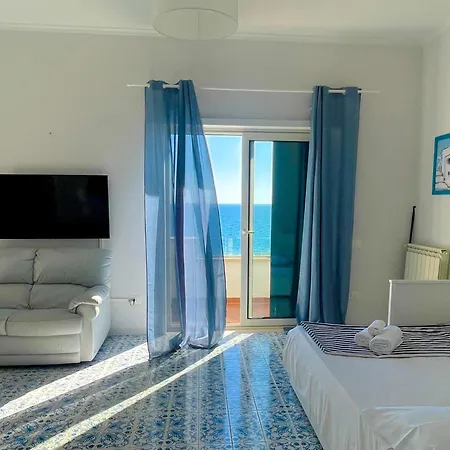 La Perla Bianca - Near Train Station And Beaches With Amazing Sunsets